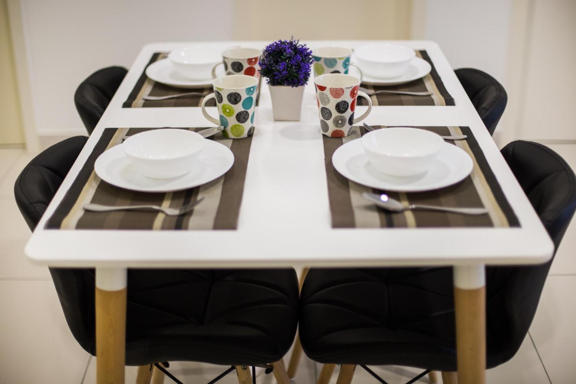 Econest Apartment By The One - Educity Nusajaya Нусаджая Екстериор снимка